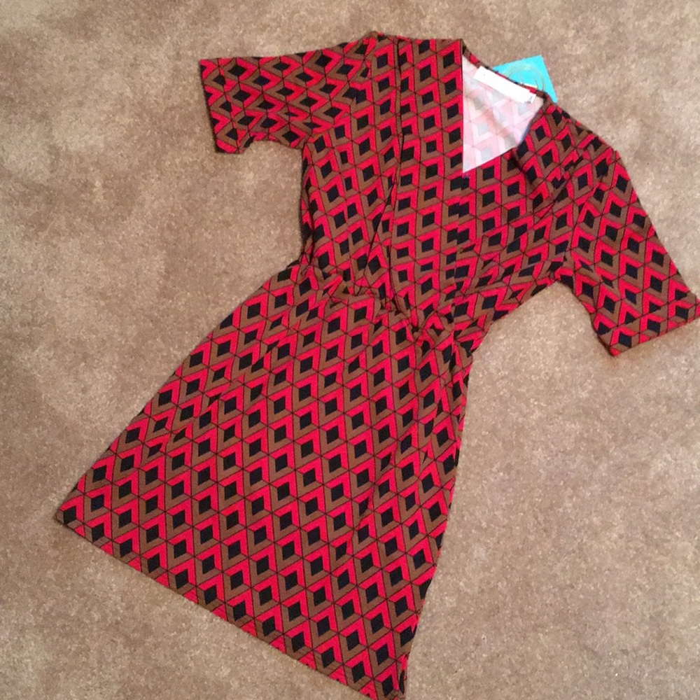 Tracy Negoshian Short Sleeve Dress